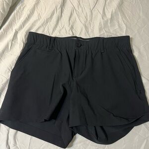 Under Armour Black Bermuda Shorts Relaxed Fit